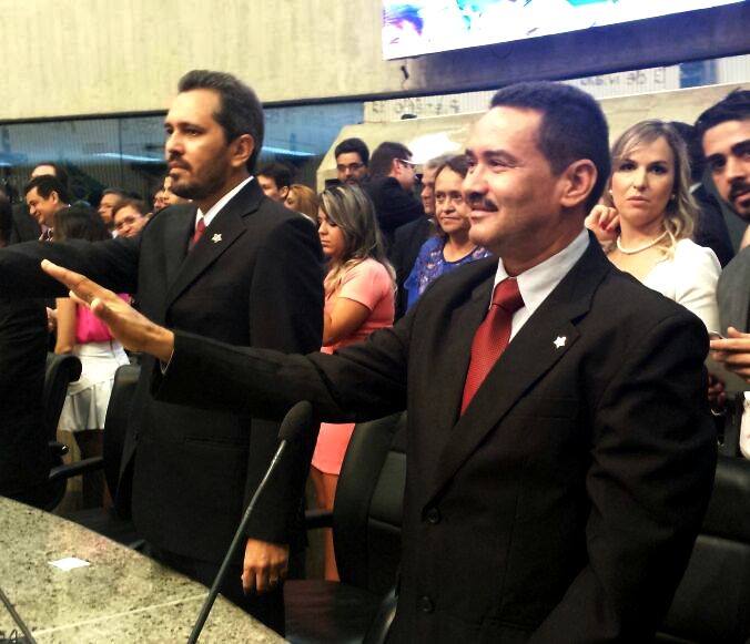 010215 Posse Moisés Assembleia (1)